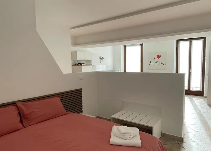 Casa Leo, Casa Marta, Casa Elia - Twa