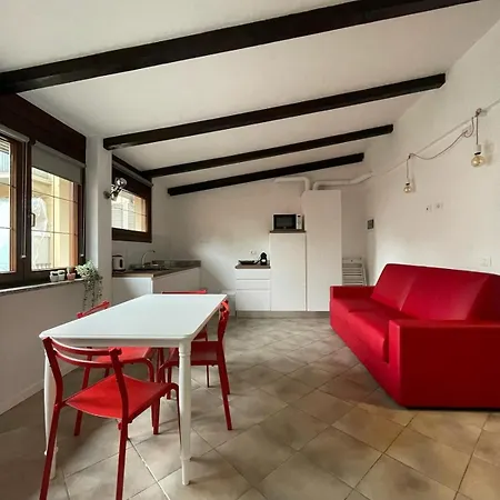 Casa Leo, Casa Marta, Casa Elia - Twa